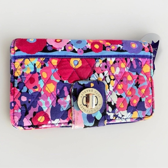 Vera Bradley Turnlock Wallet & Zip ID Case Set – Floral Pattern - Picture 2 of 6